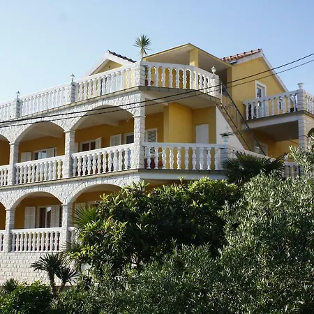 Karmen Apartmán Trogir